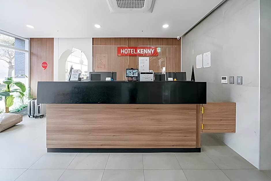 Kenny Stay Jeju Mosulpo