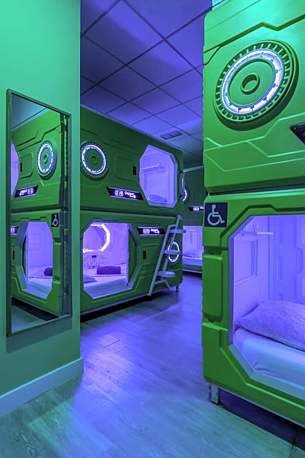 OXYGEN HOSTEL Capsula