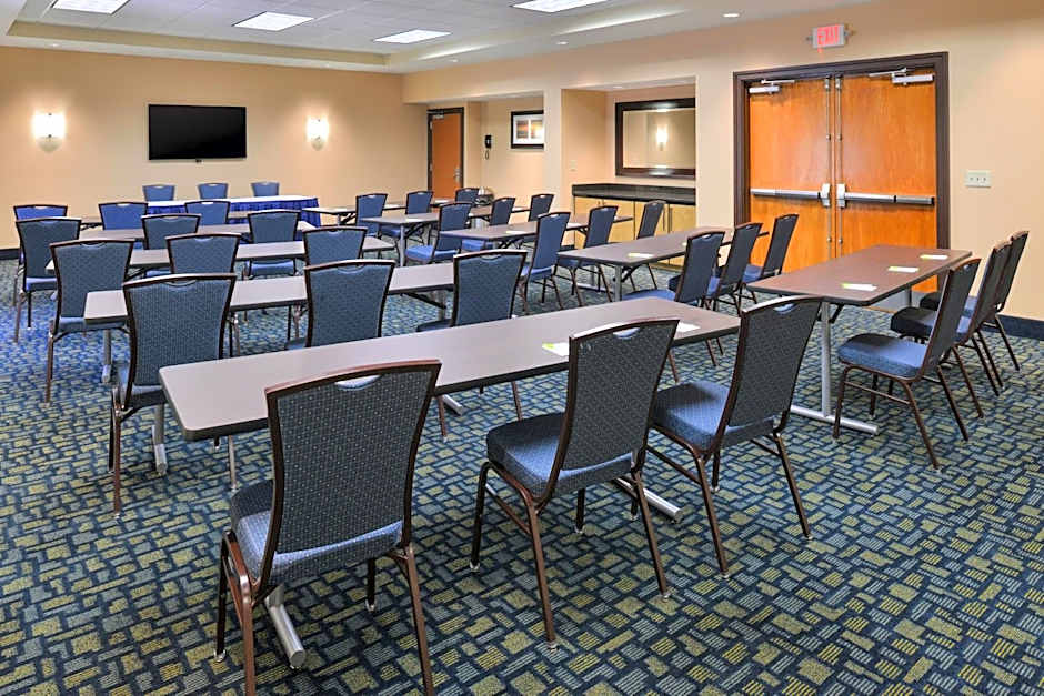 Fairfield Inn & Suites by Marriott Charleston North/University Area