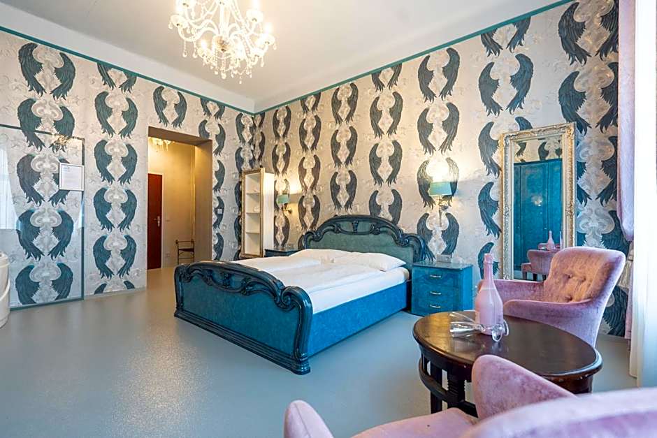 Hotel Urania