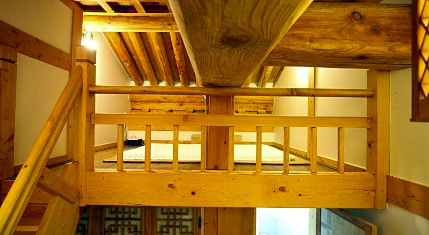 Samlockhon Hanok Guesthouse