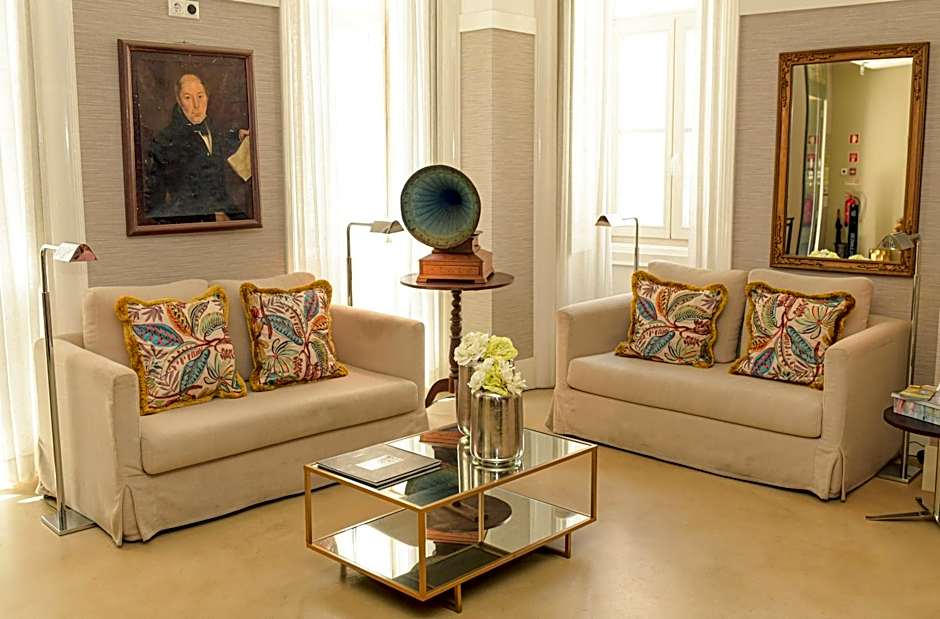 Universal Boutique Hotel