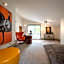 Cypress: Private Bedroom/Bathroom/Office, with Shared Pool, Hot tub