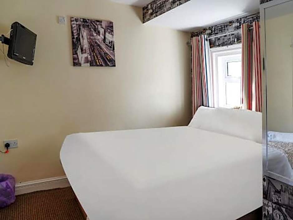 The Shores Hotel, Central Blackpool