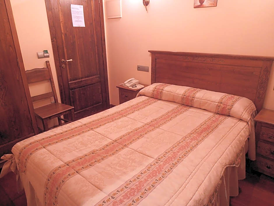 Hostal Virgen de la Encina