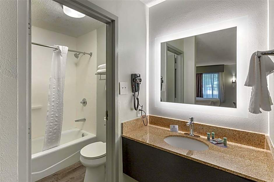 Best Western Hickory