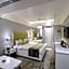 Hotel Emerald