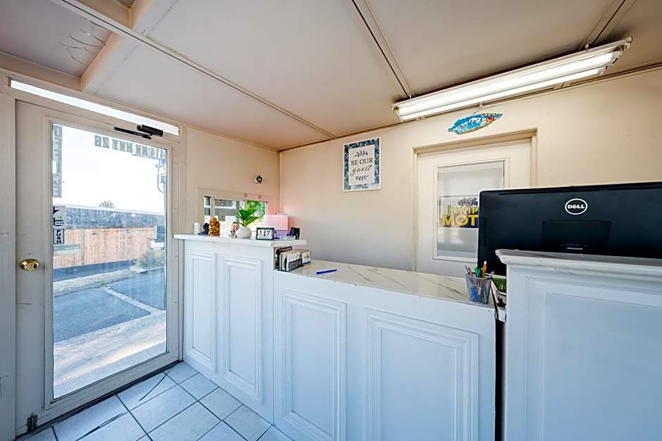 Juniper Motel Madras by Townhouse