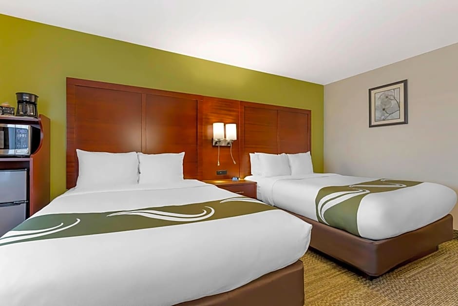 Quality Inn & Suites Stoughton - Madison South