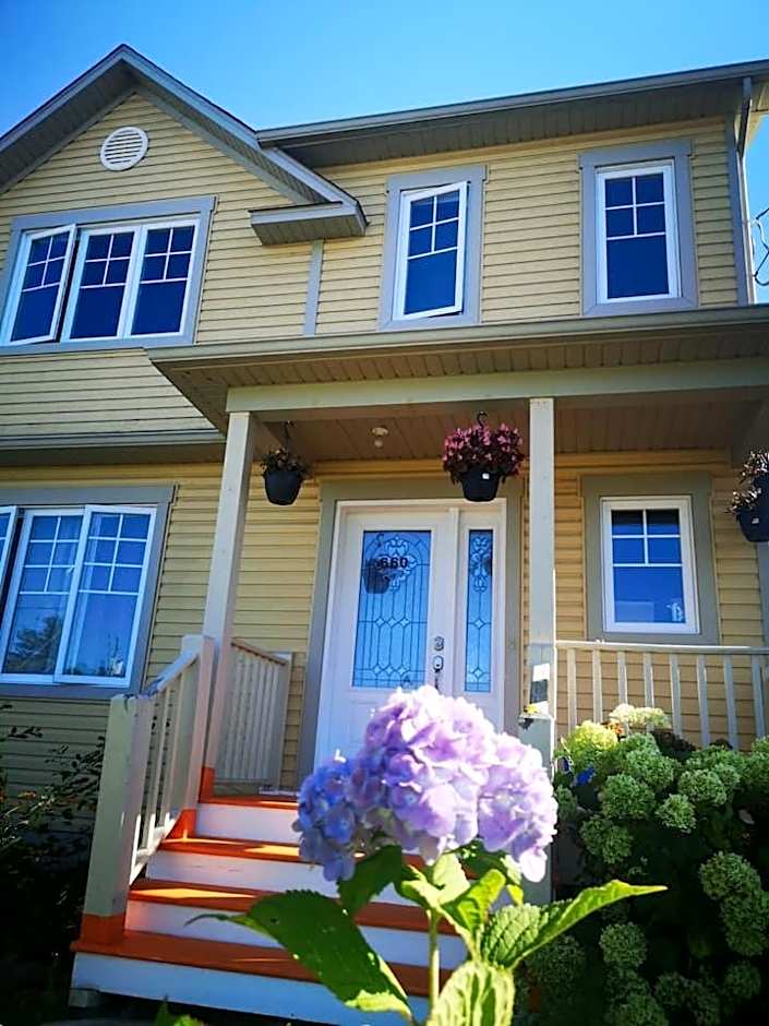 Maison chaleureuse, énergétique et florale