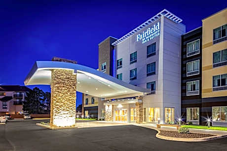 Fairfield Inn & Suites by Marriott Port Clinton Waterfront