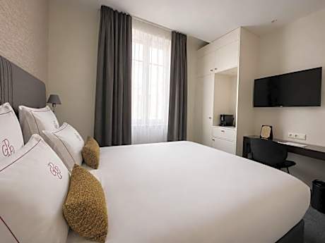 Initial Room