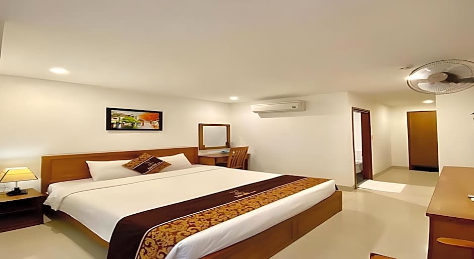 Twilight Beach Hotel