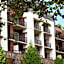 River's Edge Hotel Portland, Tapestry Collection by Hilton