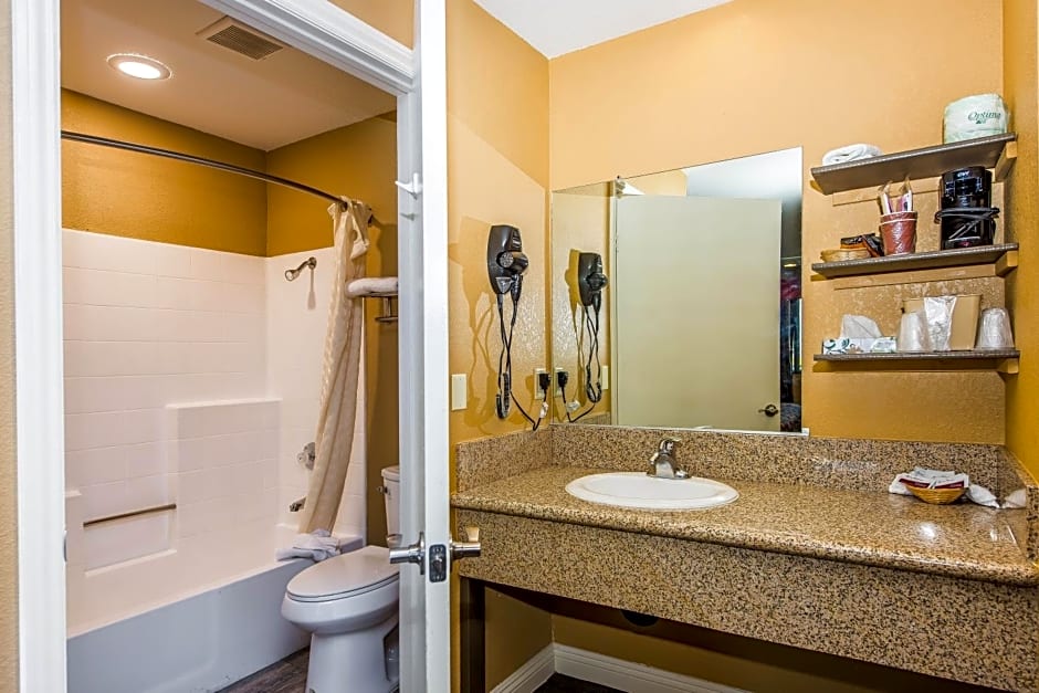 Budget Inn – Santa Fe Springs, CA