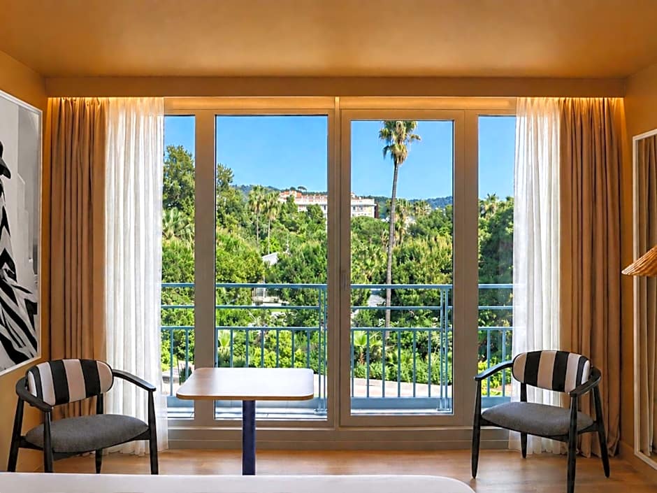 Mercure Nice Promenade Des Anglais