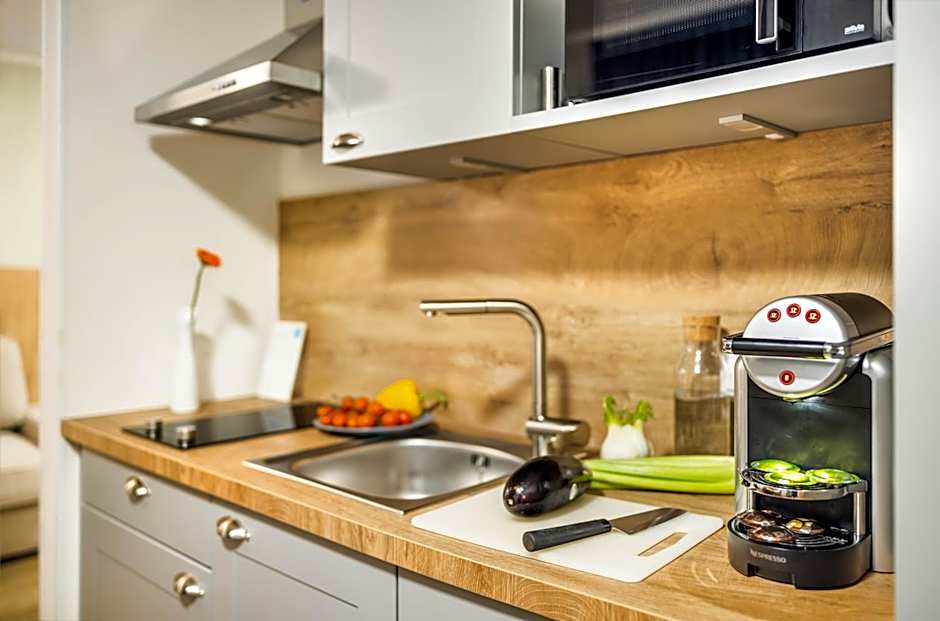 Jimmy's Apartments Lory