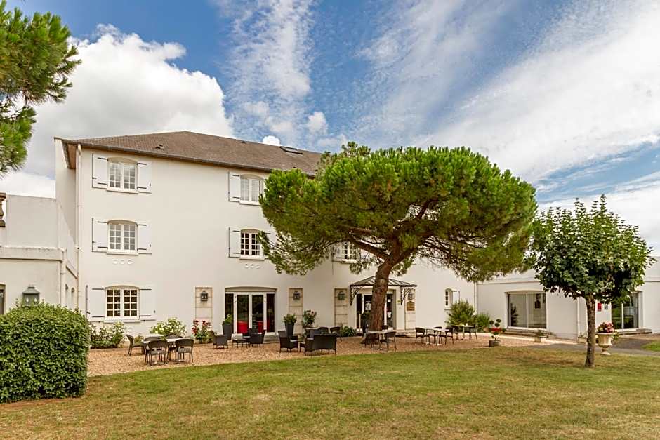 Logis Hôtel Restaurant des Châteaux