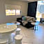 Honeysuckle Executive Apartments
