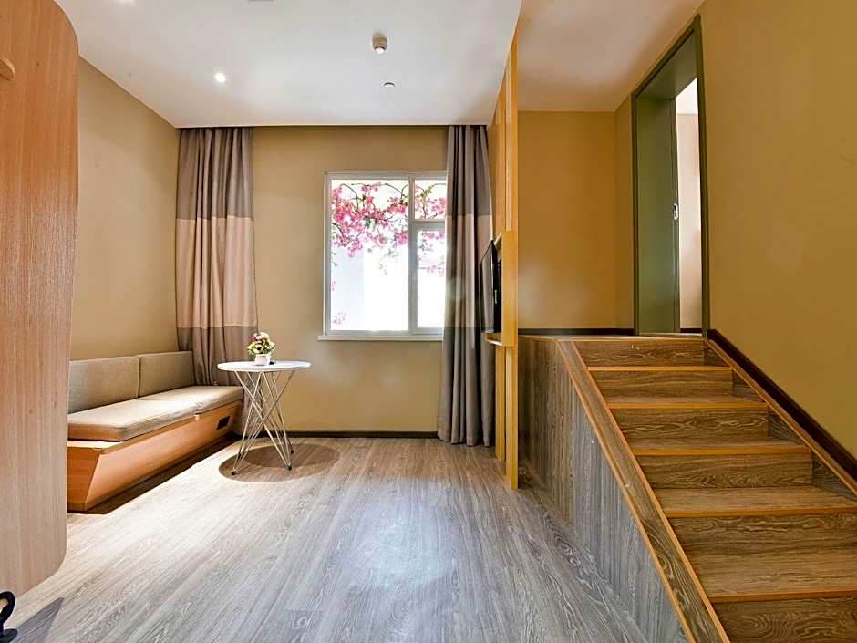 Ibis Lanzhou Customs House Hotel