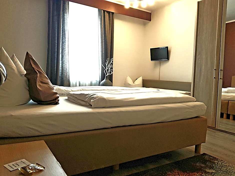 Parkhotel Villingen und Boardingzimmer
