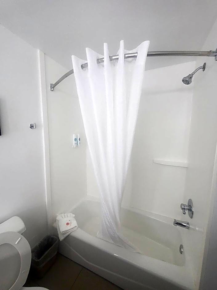 Comfort Inn & Suites Cartersville - Emerson Lake Point