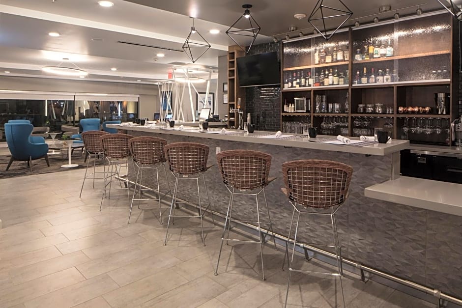 Hotel Indigo Harrisburg – Hershey