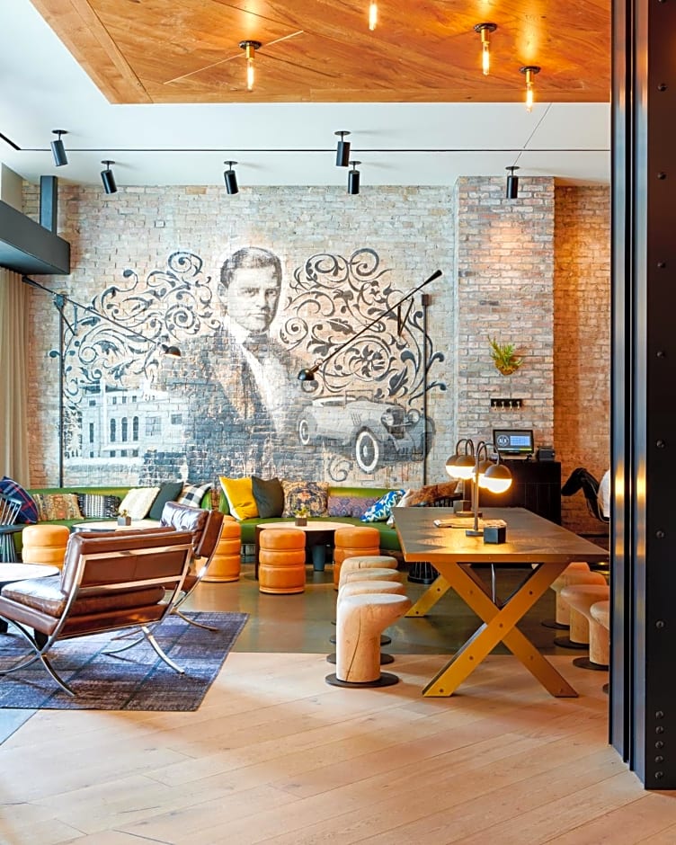 Arlo Chicago