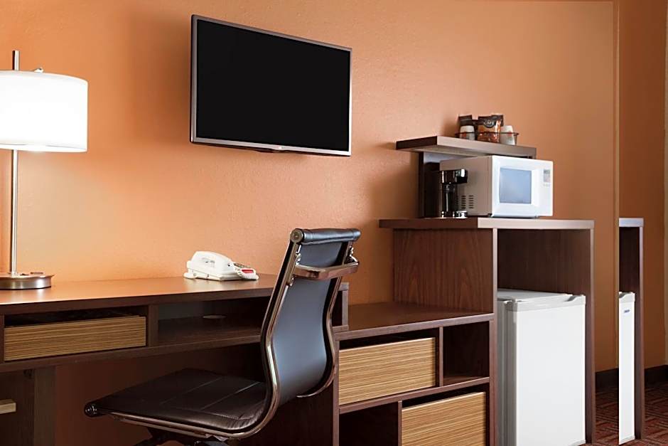 Super 8 by Wyndham Marion