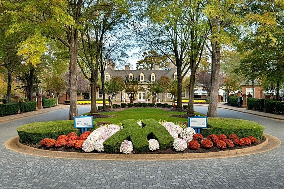 Marriott's Manor Club at Ford's Colony