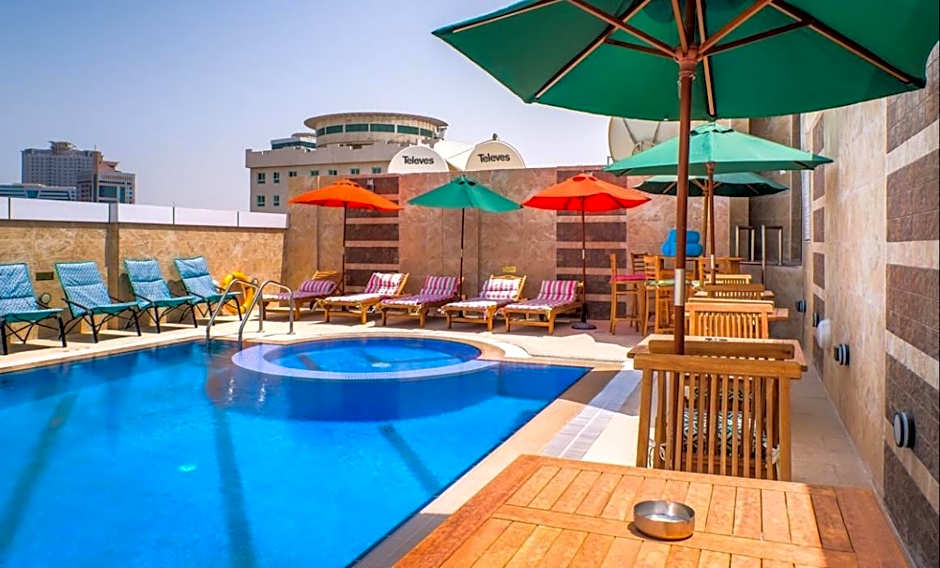 Crystal Plaza Al Majaz Hotel