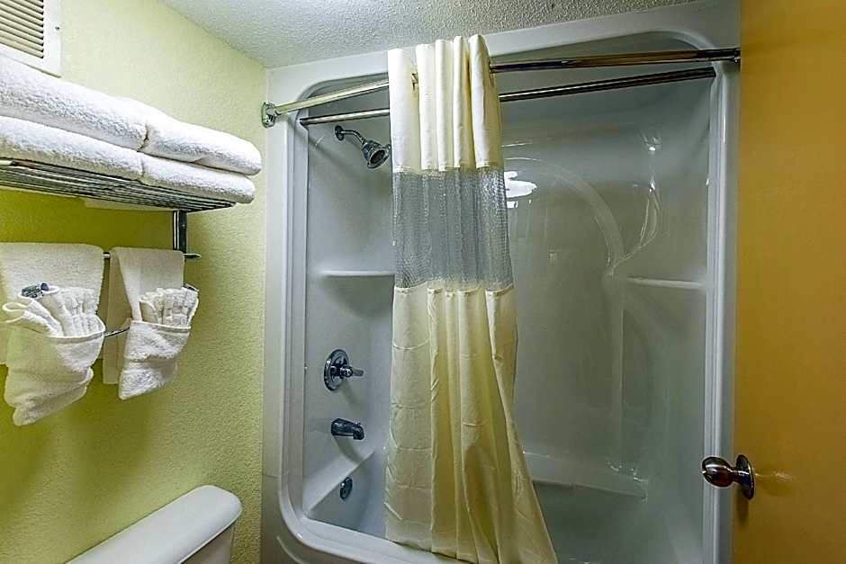 Clarion Inn Columbia Airport