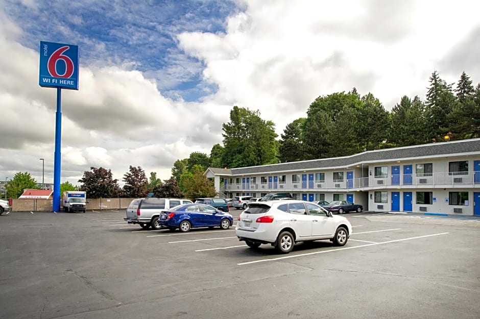 Motel 6-Seattle, WA - Airport