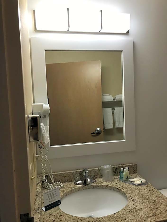 Quality Inn & Suites Prestonsburg next to Mountain Arts Center
