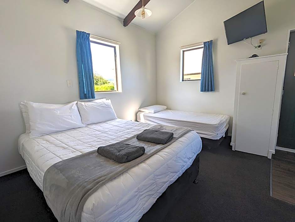 Holdens Bay Holiday Park