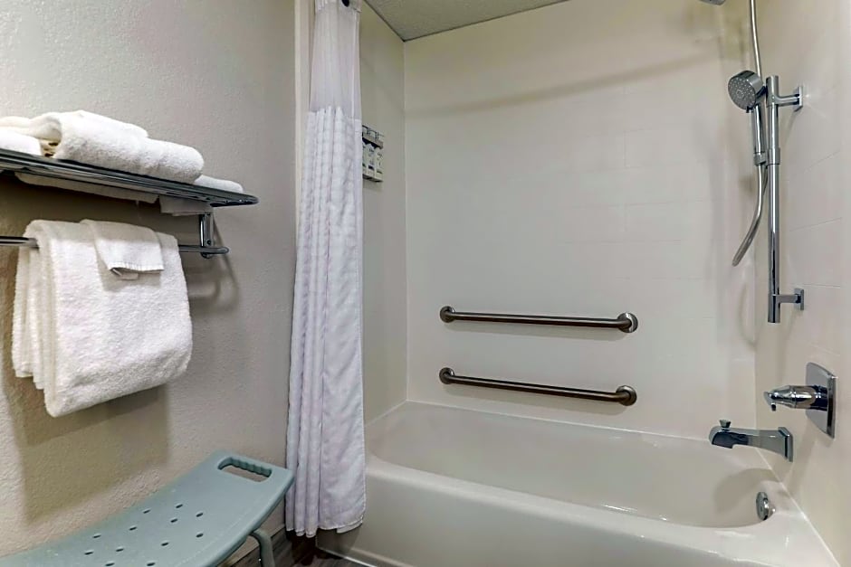 Holiday Inn Express Lexington Southwest Nicholasville By IHG
