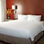 MainStay Suites Appleton Airport - Fox River Mall Area