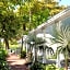 Lighthouse Hotel - Key West Historic Inns