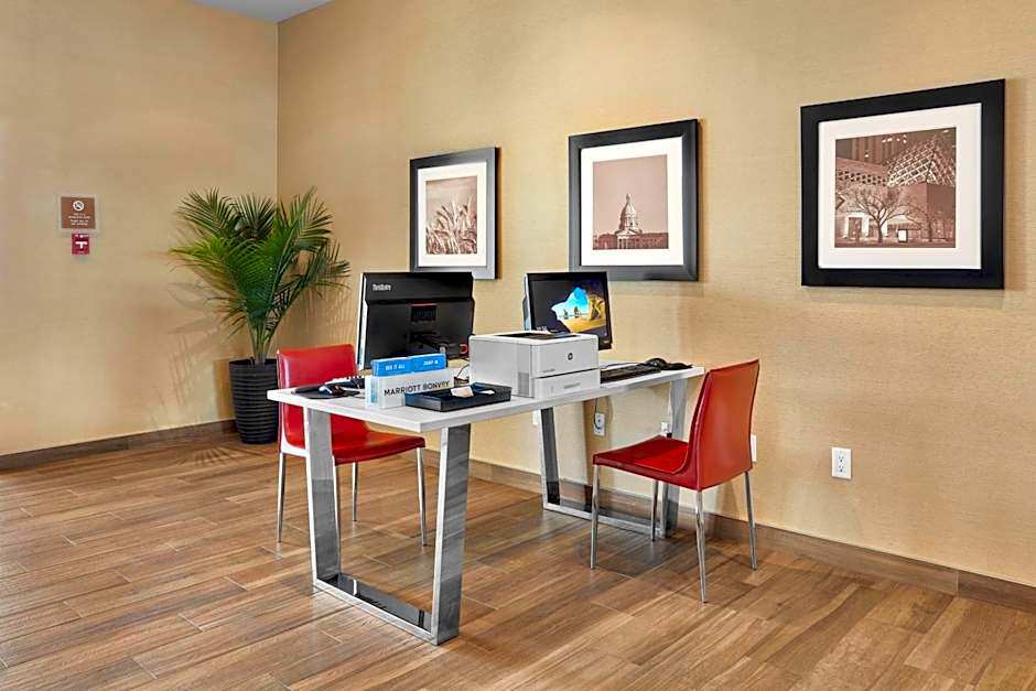 Four Points by Sheraton Sherwood Park