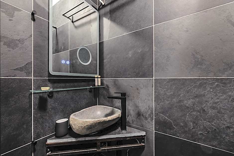 Cardiff Arms Bistro & Hotel