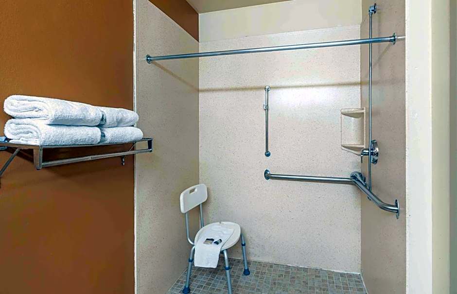 Extended Stay America Suites - Chicago - Woodfield Mall