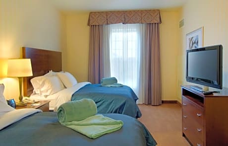 2 Queen Beds 1 Bedroom Suite Nonsmoking