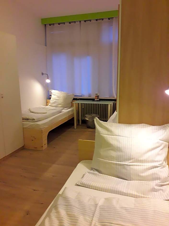 Gästehaus Kaiserpassage- Ihr Cityhostel