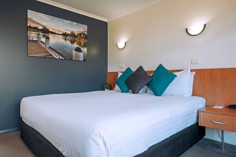 Deluxe King Room - Upper Floor