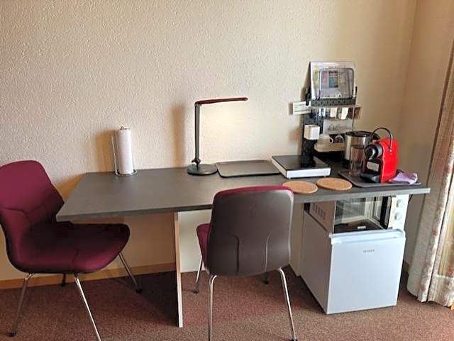 Ruhige Zimmer im Grünen und Studio im Naherholungsgebiet