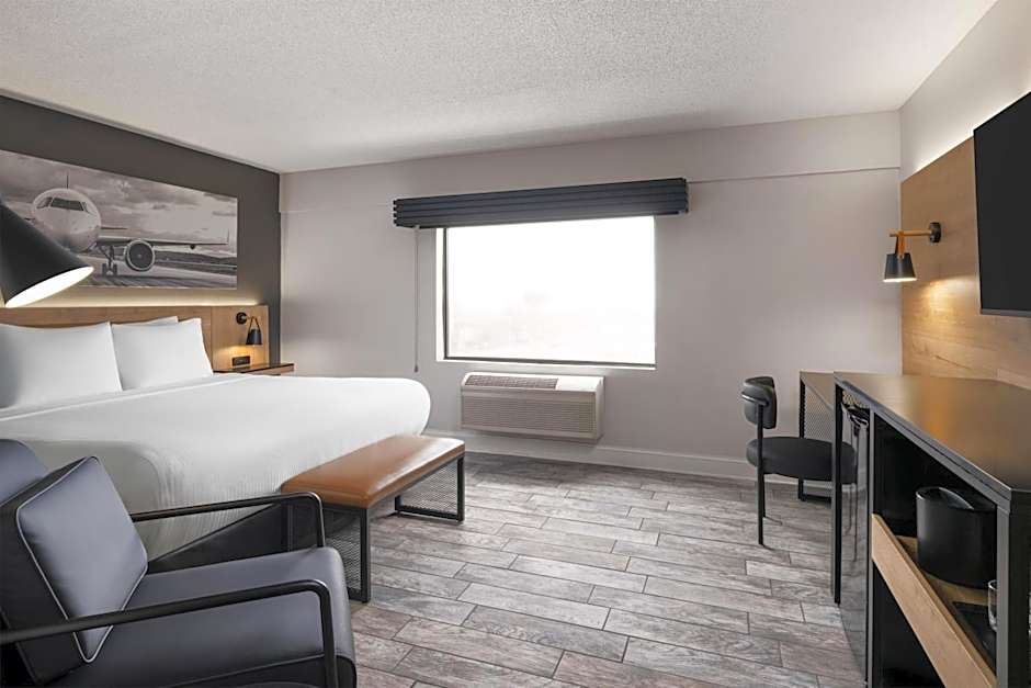 Aiden by Best Western Newark Airport