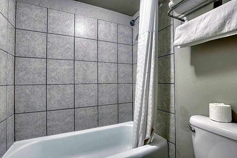 Econo Lodge Neenah