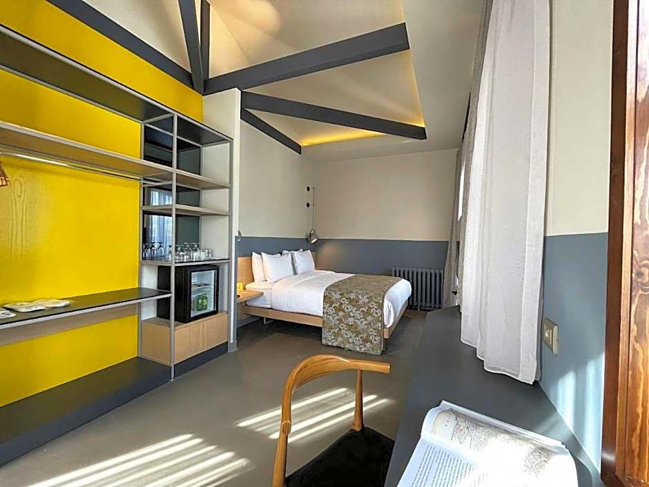 Nevv Bosphorus Hotel & Suites