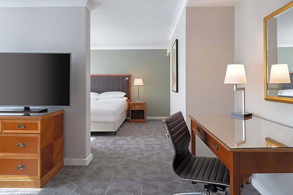 Delta Hotels by Marriott Heathrow Windsor