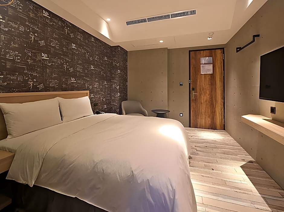 Micro Hotel